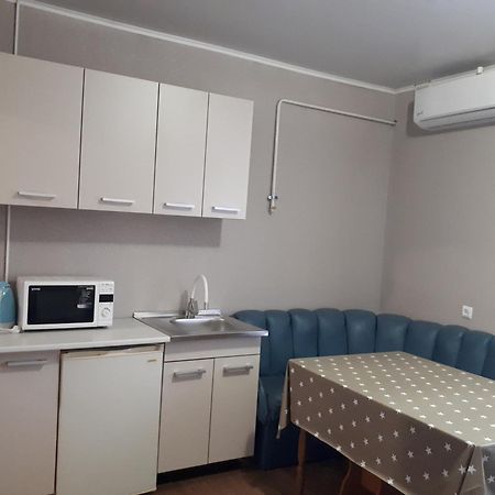 Hotel Gostynnyi Dvir Sharhorod Eksteriør bilde