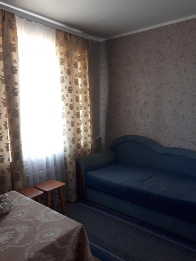 Hotel Gostynnyi Dvir Sharhorod Eksteriør bilde